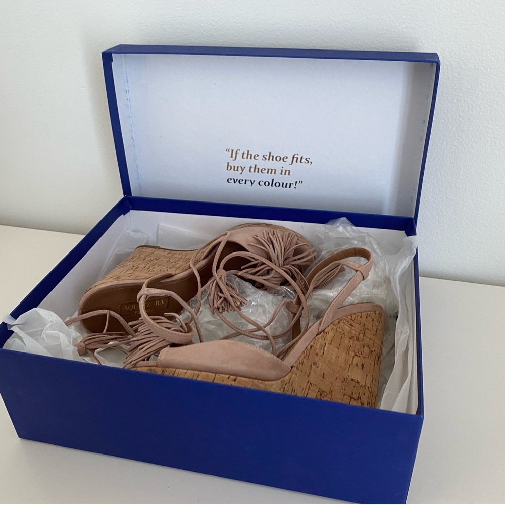Brand new Aquazzura wedges 👡👡 perfect for the spring summer season!